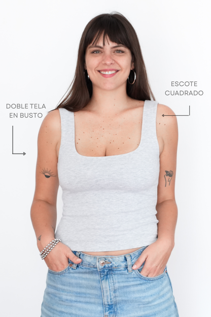 MUSCULOSA TOP ESENCIAL-PACKS CON DESCUENTO